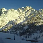 L'abri Πανσιόν 3*
