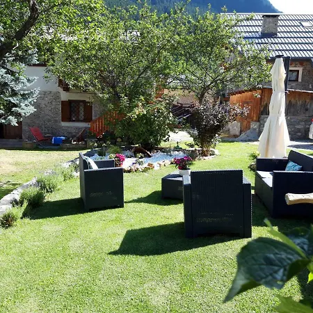 L'abri בית הארחה 3*